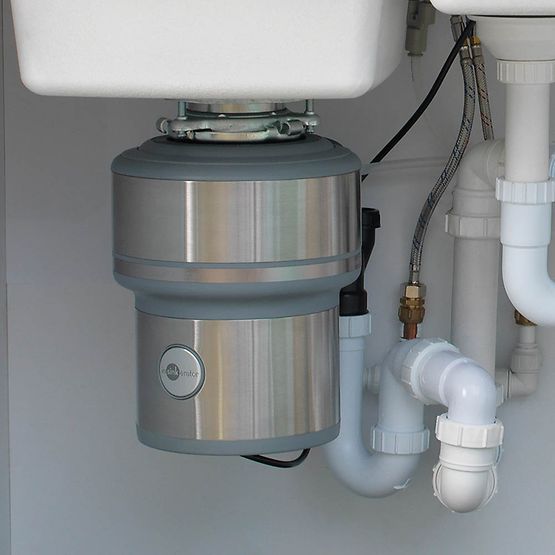 maisto atlieku smulkintuvas insinkerator evolution 200 imontuotas po kriaukle